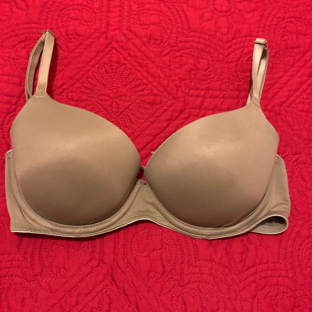 VS/Pink Wear Everywhere Push-Up bra